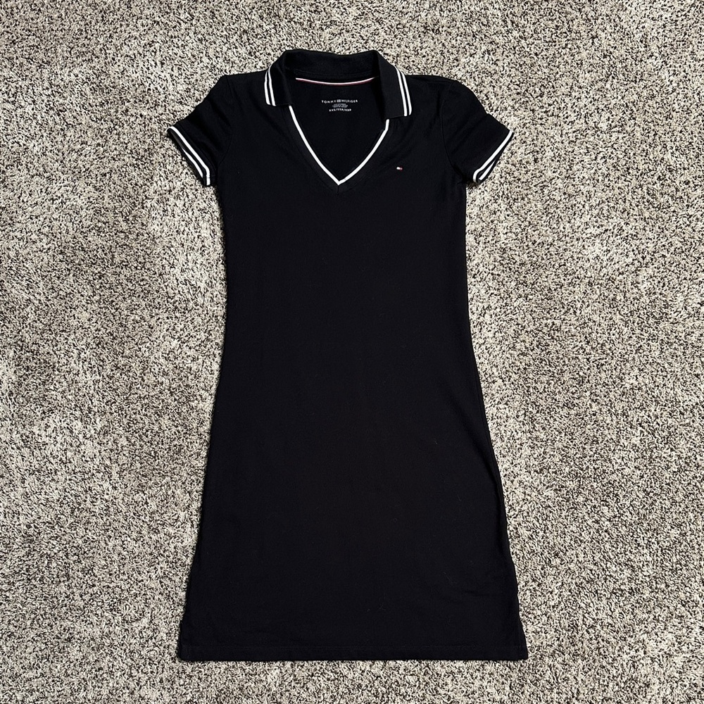 EUC Tommy Hilfiger Black Polo V-Neck Mini Dress with White Trim Size XXS